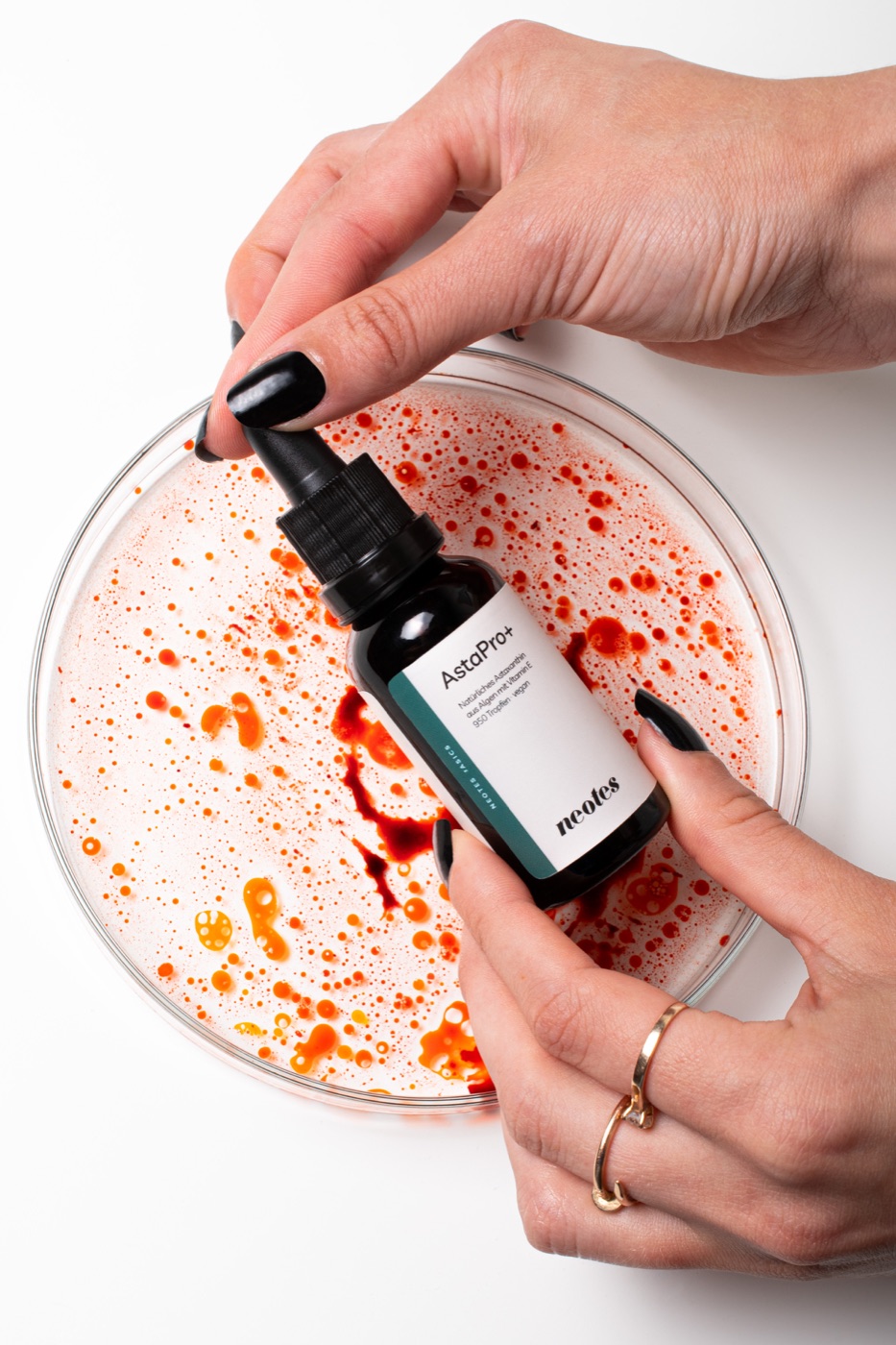 neotes AstaPro+ — natural astaxanthin